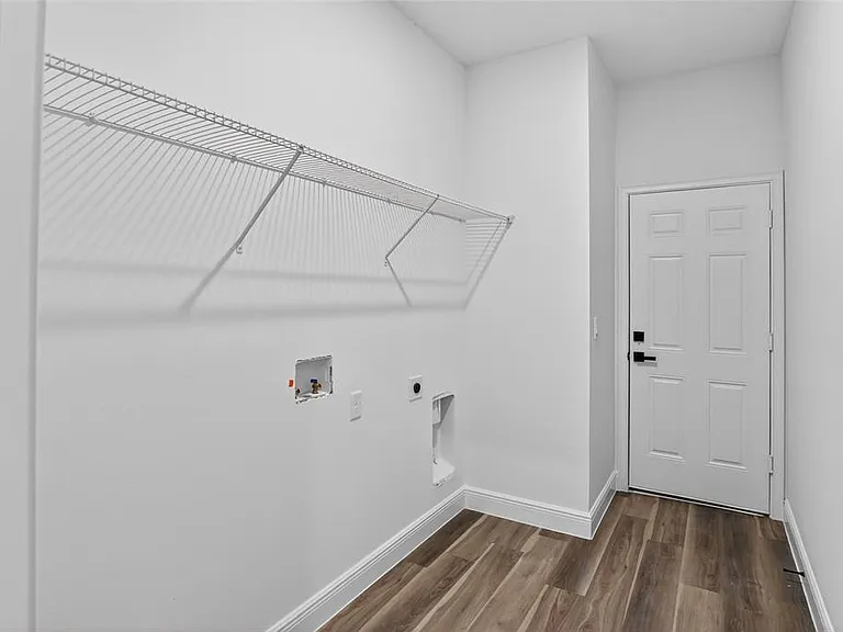 8162 N Maltese Dr — Photo 23