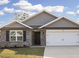 1103 Capocci Ct, Crestview, FL 32539