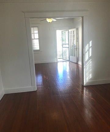 4th image of 2722 Lowerline St