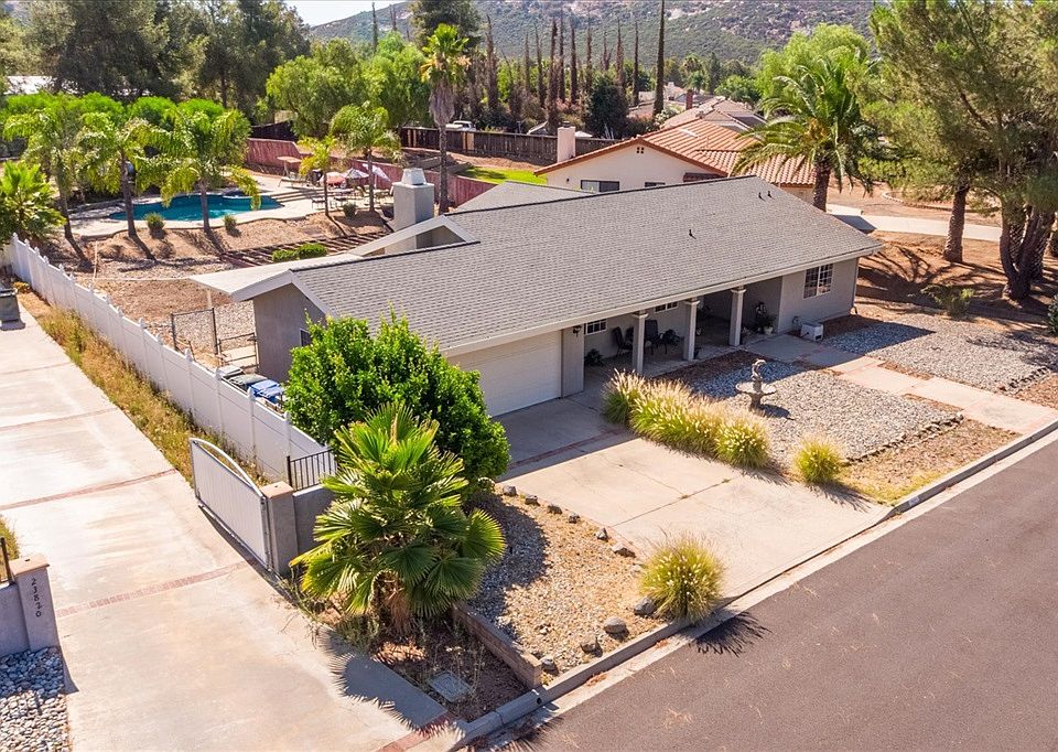1st image of 23826 Oak Meadow Dr