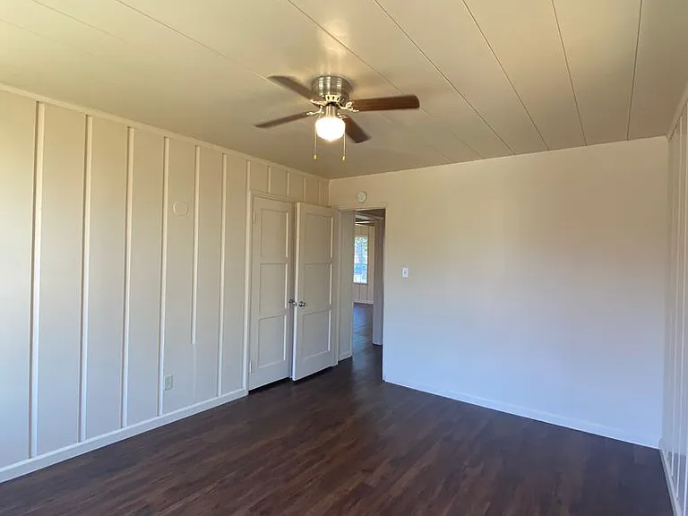 120 W Mountain View St — Photo 12
