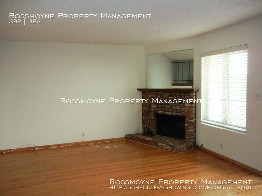1st image of 1120 E Las Tunas Dr APT C