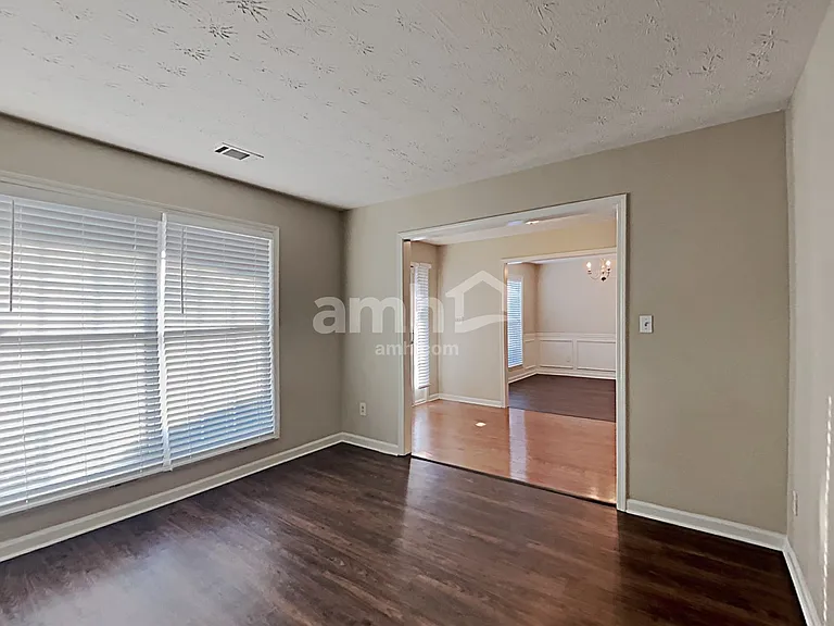 1558 Great Shoals Cir — Photo 10