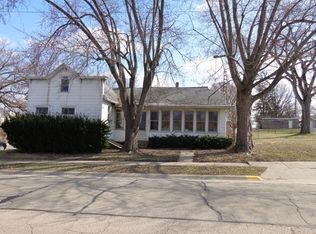 429 N Greenwood St, Spring Valley, IL 61362