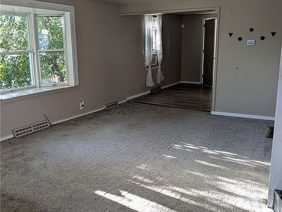 2nd image of 47 Hill St