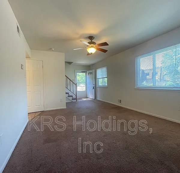 3828 Miramonte Pl #B — Photo 10