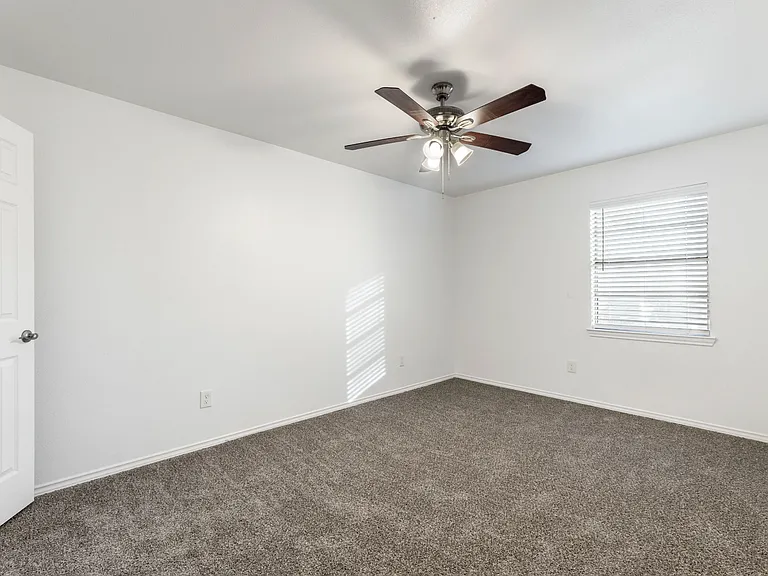 Villa del Sol Apartments — Photo 3