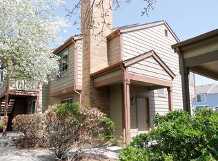 861 Summer Dr, Highlands Ranch, CO 80126