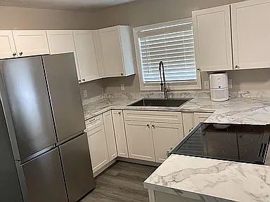 5th image of 104 McGee St