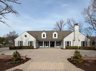 584 Fletcher Cir, Lake Forest, IL