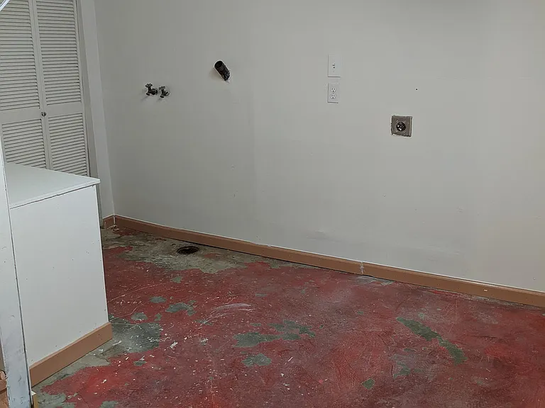 4610 S Holden St #B — Photo 16