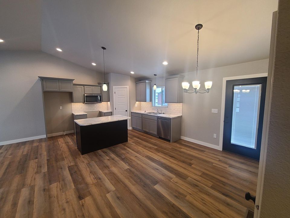 Kitchen/Dinning room