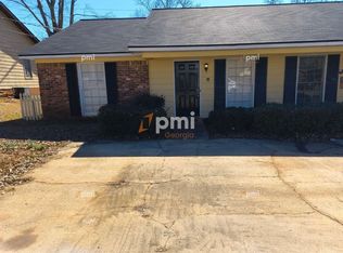 102 Peachtree Ct #A, Lagrange, GA 30241