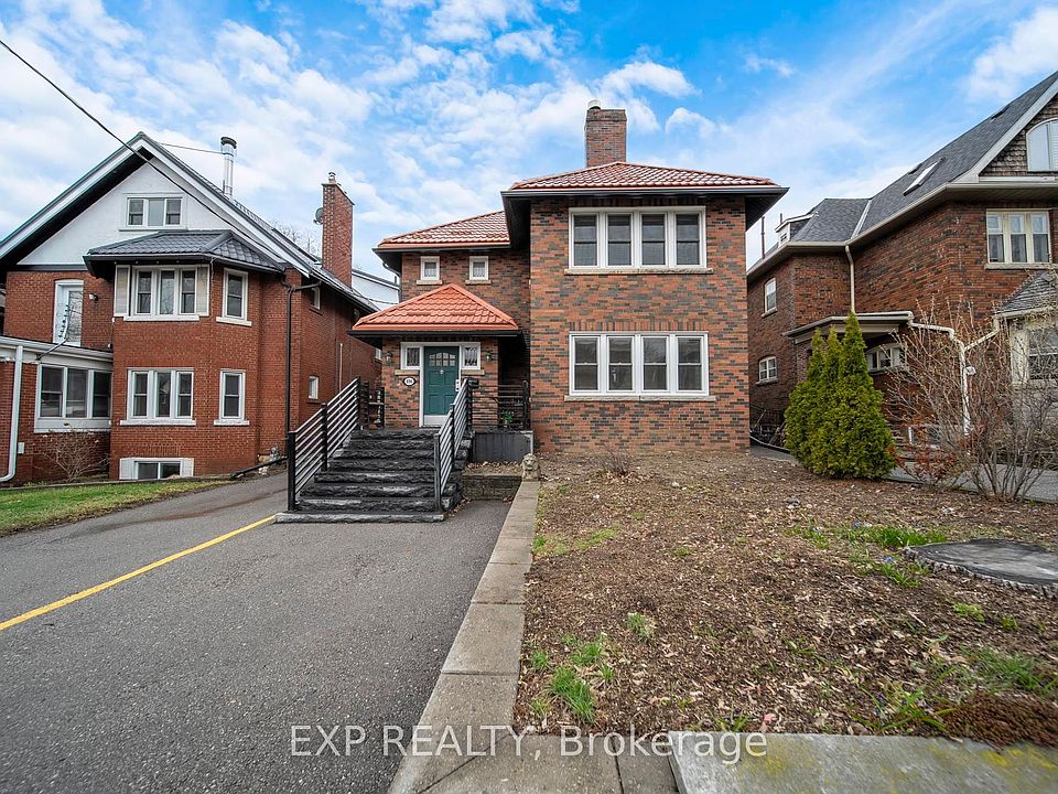 1st image of 896 Avenue Rd Floor 3