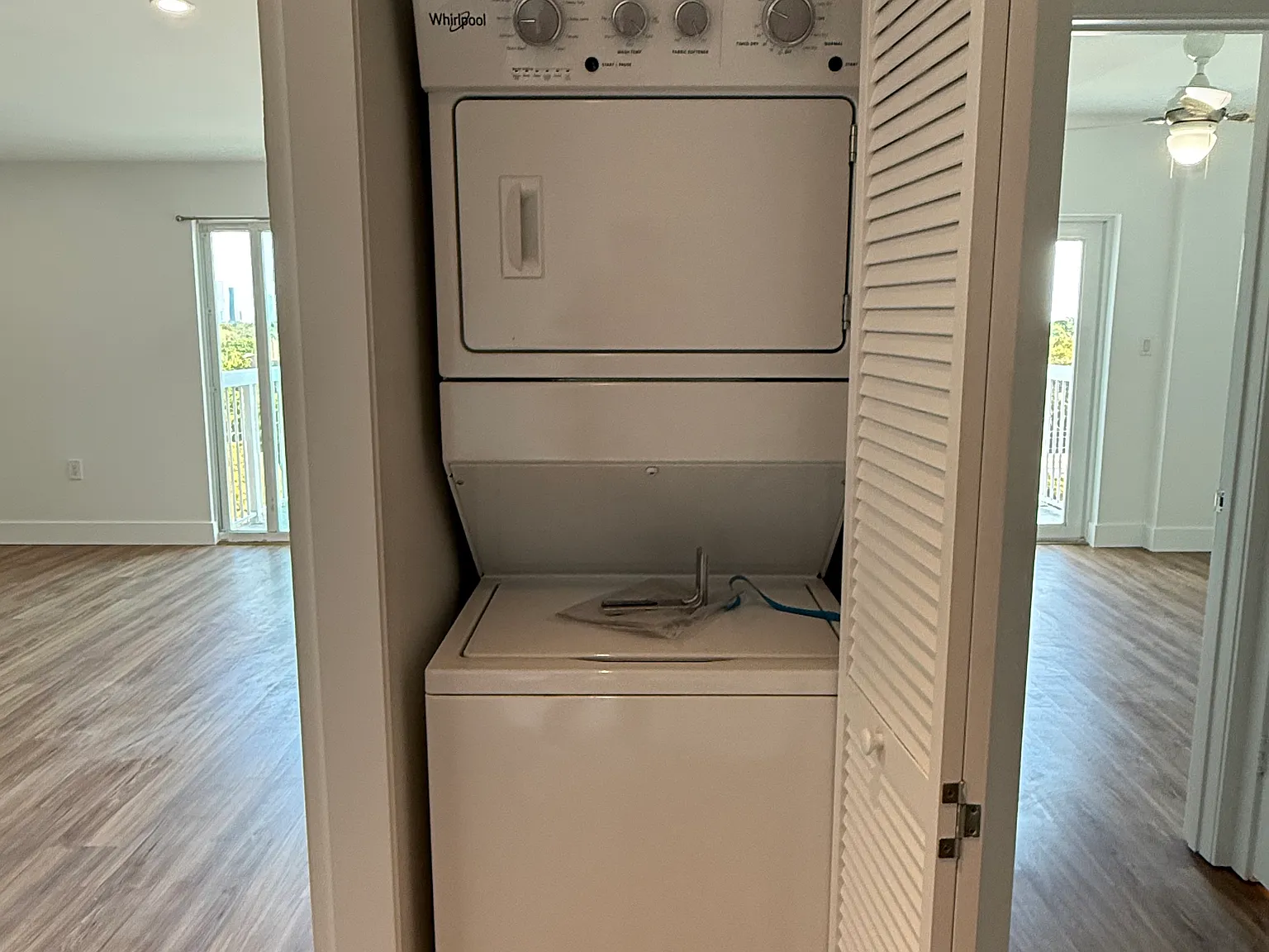 2 bed, 843 sqft, $2,800 — Photo 4