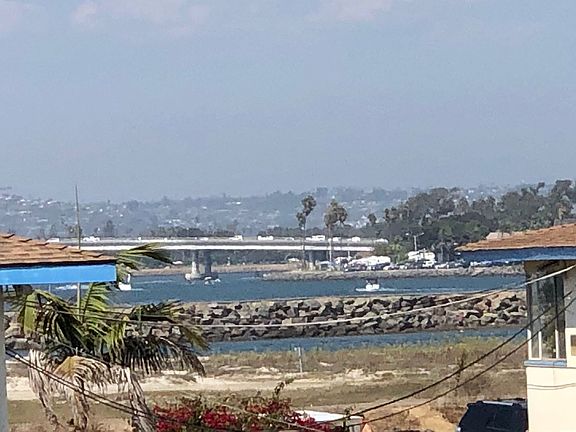5th image of 5095 W Point Loma Blvd
