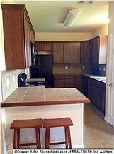 5th image of 10446 Oak Chase Dr
