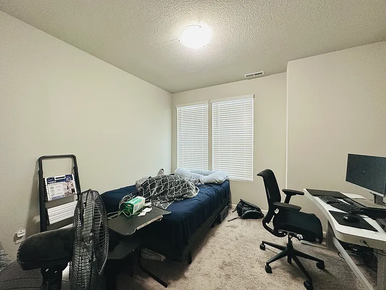 8201 SE Crabapple St — Photo 10