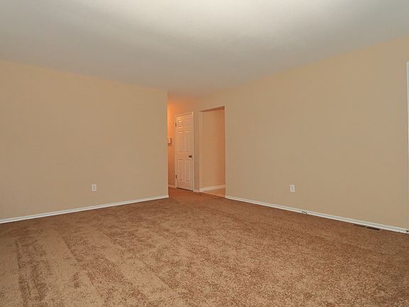 3rd image of 3244 Chicory Creek Ln