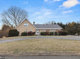173 High View Dr, Maurertown, VA