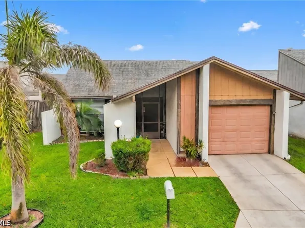 18450 Orangecrest Ct, Lehigh Acres, FL 33936
