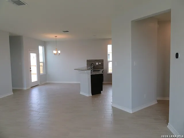 352 Blacktail Dr — Photo 5