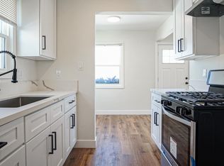 4525 West Broadway, Hawthorne, CA 90250