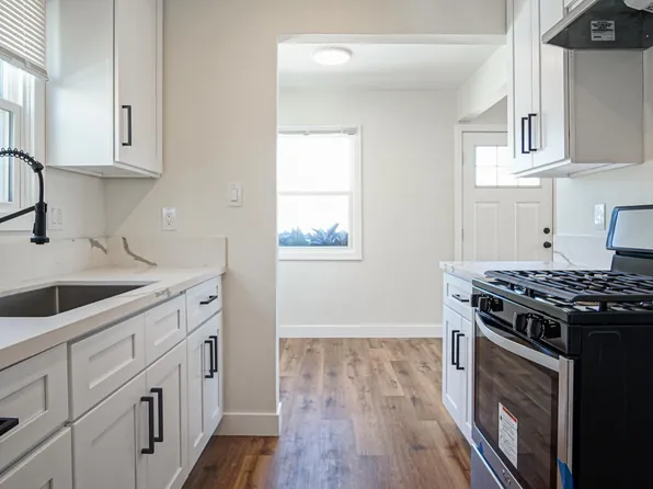 4525 W Broadway, Hawthorne, CA 90250