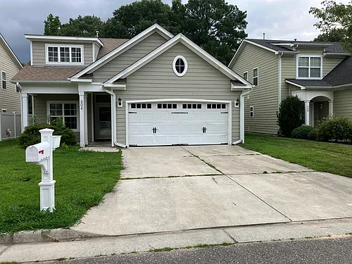 302 Vine Ct Photo 1