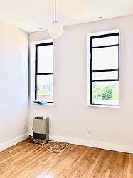 Rented by Manhattan Management LLC