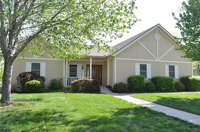 1st image of 8115 N Delta Dr