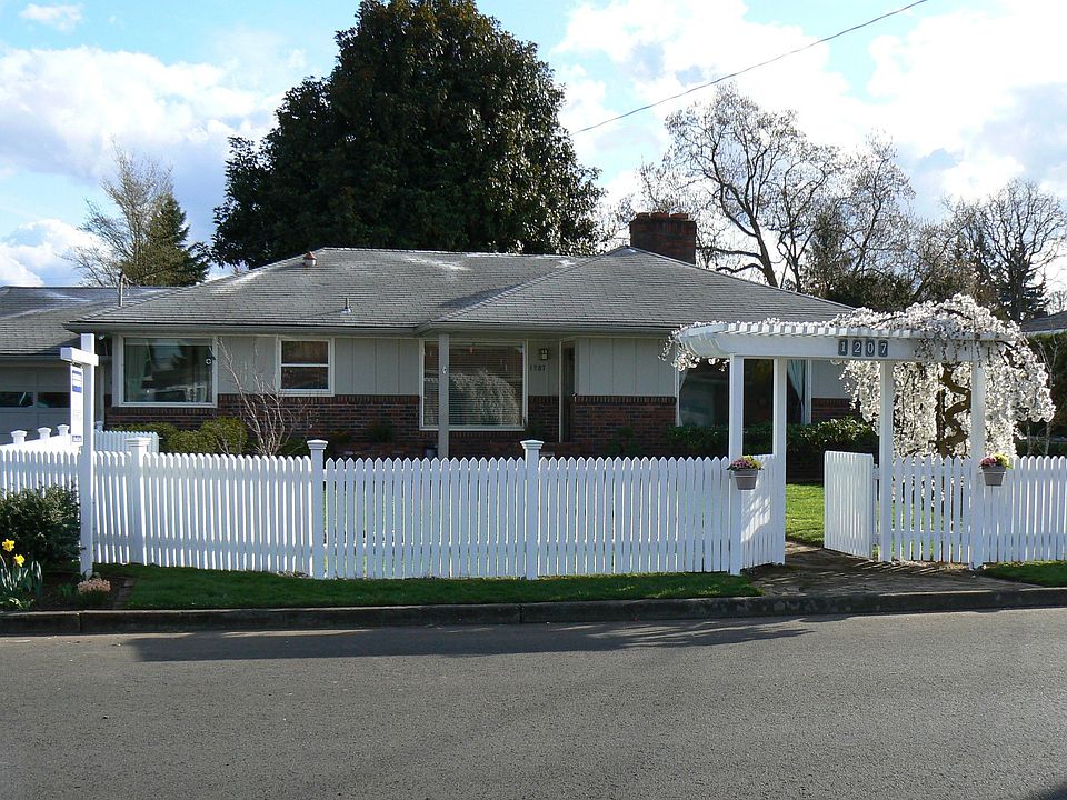 1st image of 1207 NW 49th St