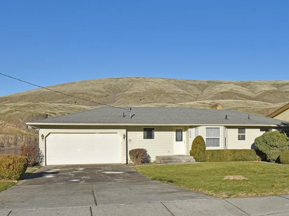 707 1st St, Asotin, WA 99402