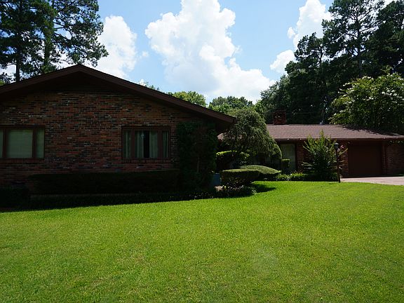 L-Shape Front of House