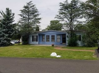 695 Linden Pl, North Wales, PA