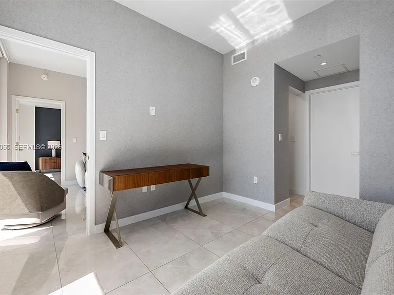 2678 Tigertail Ave #1705 — Photo 14