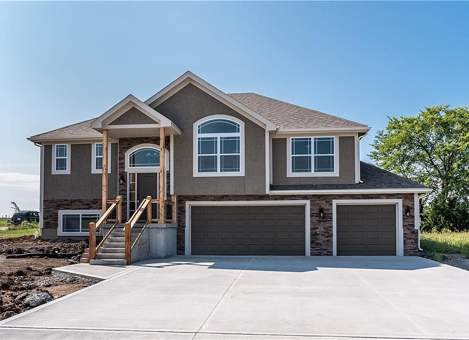 1709 Lolly Ct, Basehor, KS 66007 MLS 2427622 Zillow