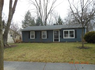 4711 Hillcrest St S, Hilliard, OH 43026