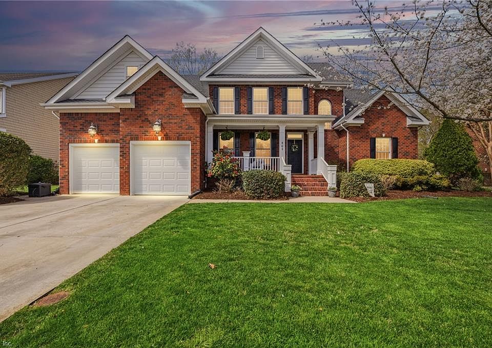 1st image of 809 Falls Creek Dr