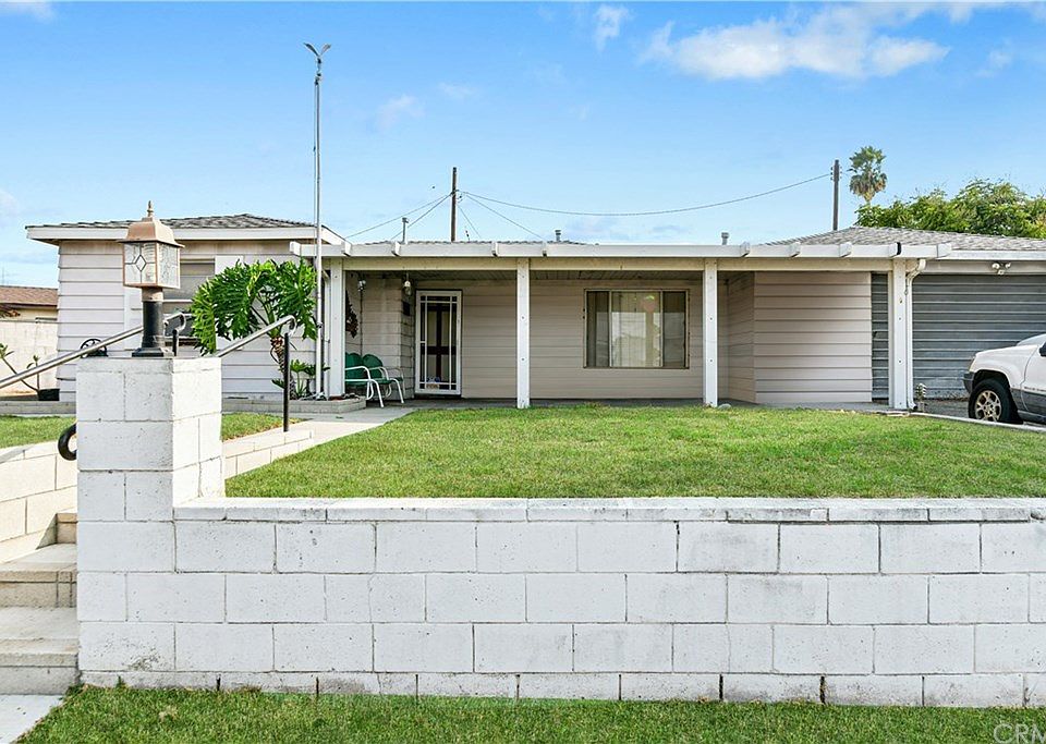1st image of 11816 Alclad Ave