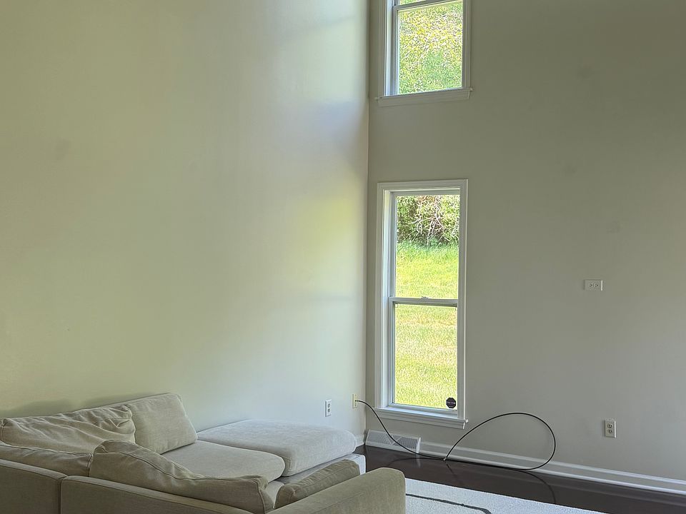1st image of 852 Cedar Way #852