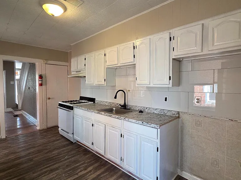 716 Church St — Photo 6