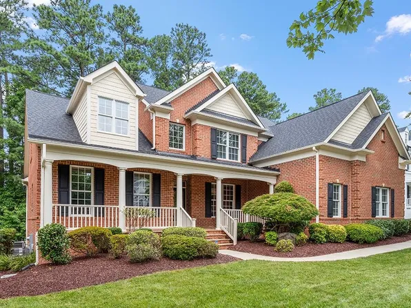 10845 Round Brook Cir, Raleigh, NC 27617