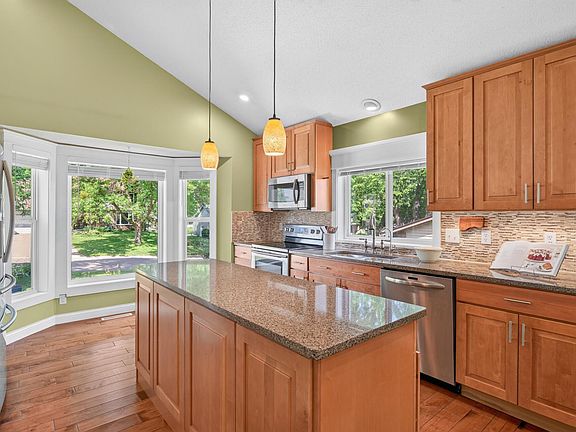 5th image of 9391 Newcastle Rd