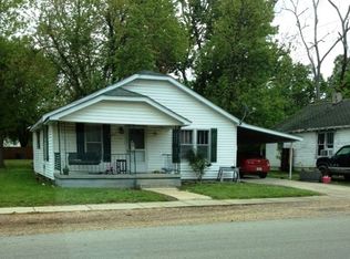 227 S Sassafrass St, Dexter, MO 63841