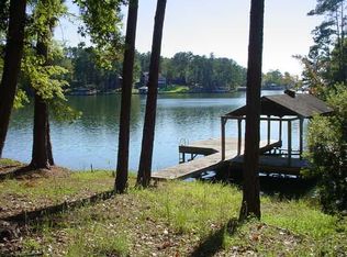 366 Lakewood Dr, Sparta, GA 31087