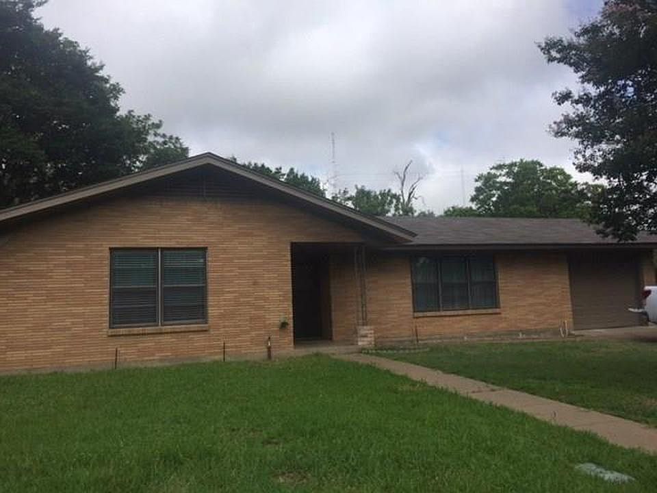 1st image of 3910 Hilltop Dr