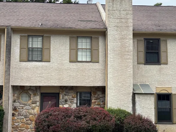 703 Andover Ct, West Chester, PA 19382