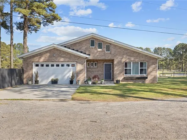 1624 N Muddy Creek Rd, Virginia Beach, VA 23456