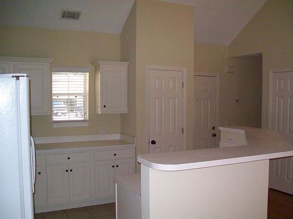 Kitchen Alt. View